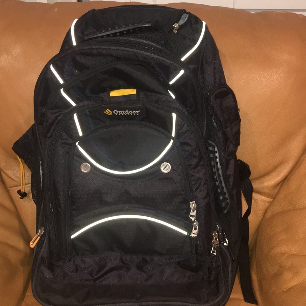 Outdoor and travel backpack